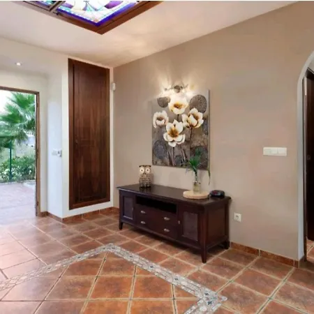 Casa La Vina De La Tireta Malaga